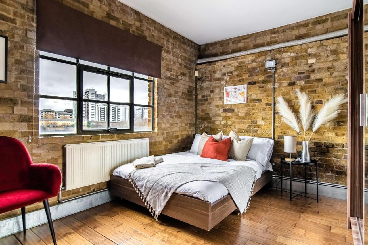 Livestay-fabulous Three Bed Warehouse Conversion *